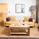 Le Paradis 8 - Year Apartment *