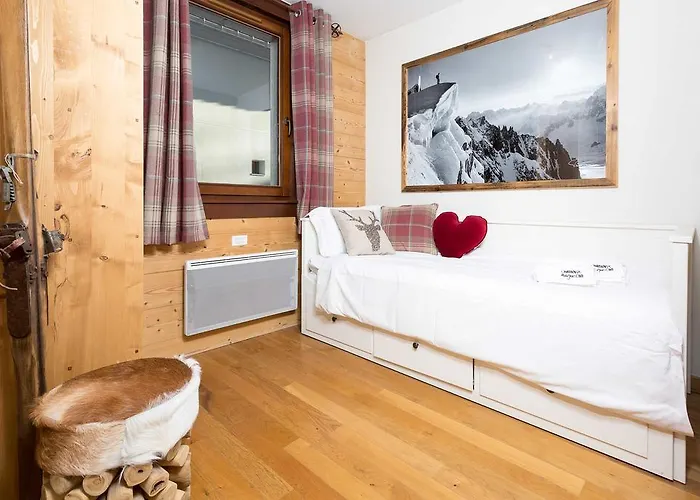 Le Paradis 8 - Year * Chamonix