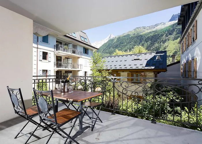 Le Paradis 8 - Year *